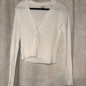 White Ribbed V-Neck Button-Up Top